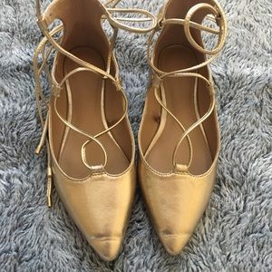 Old Navy lace up pointed flats